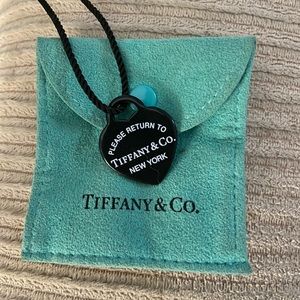 Tiffany & Co Vintage Black Heart necklace